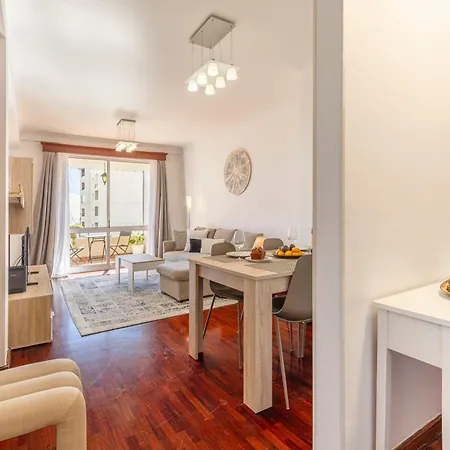 Bolina Center Apartment